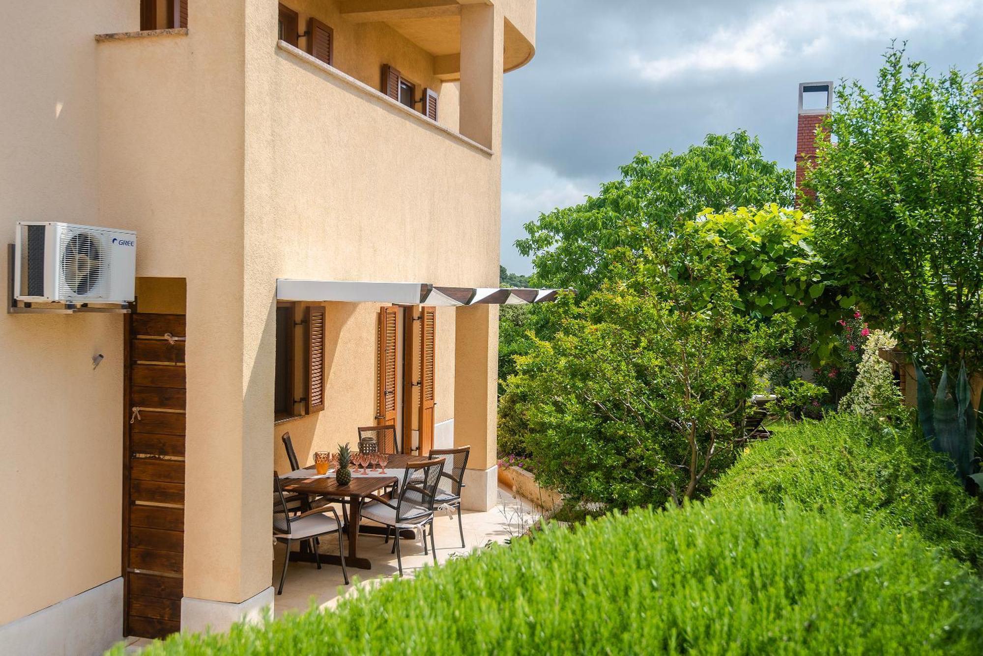 Apartments Buic Vinkuran Exterior foto